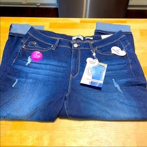 YMI Wanna Betta Butt HighRise Straight Jeans